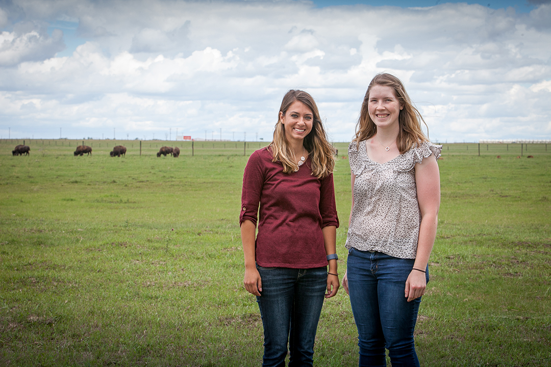 Graduate student Miranda Zwiefelhofer (left) and Victoria Wallace. Photo by Christina Weese. 