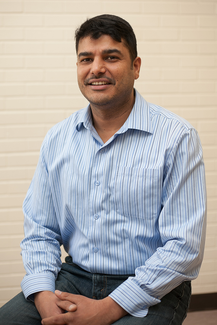 Dr. Dinesh Dadarwal, assistant professor in WCVM's Department of Large Animal Clinical Sciences. Photo: Christina Weese. 